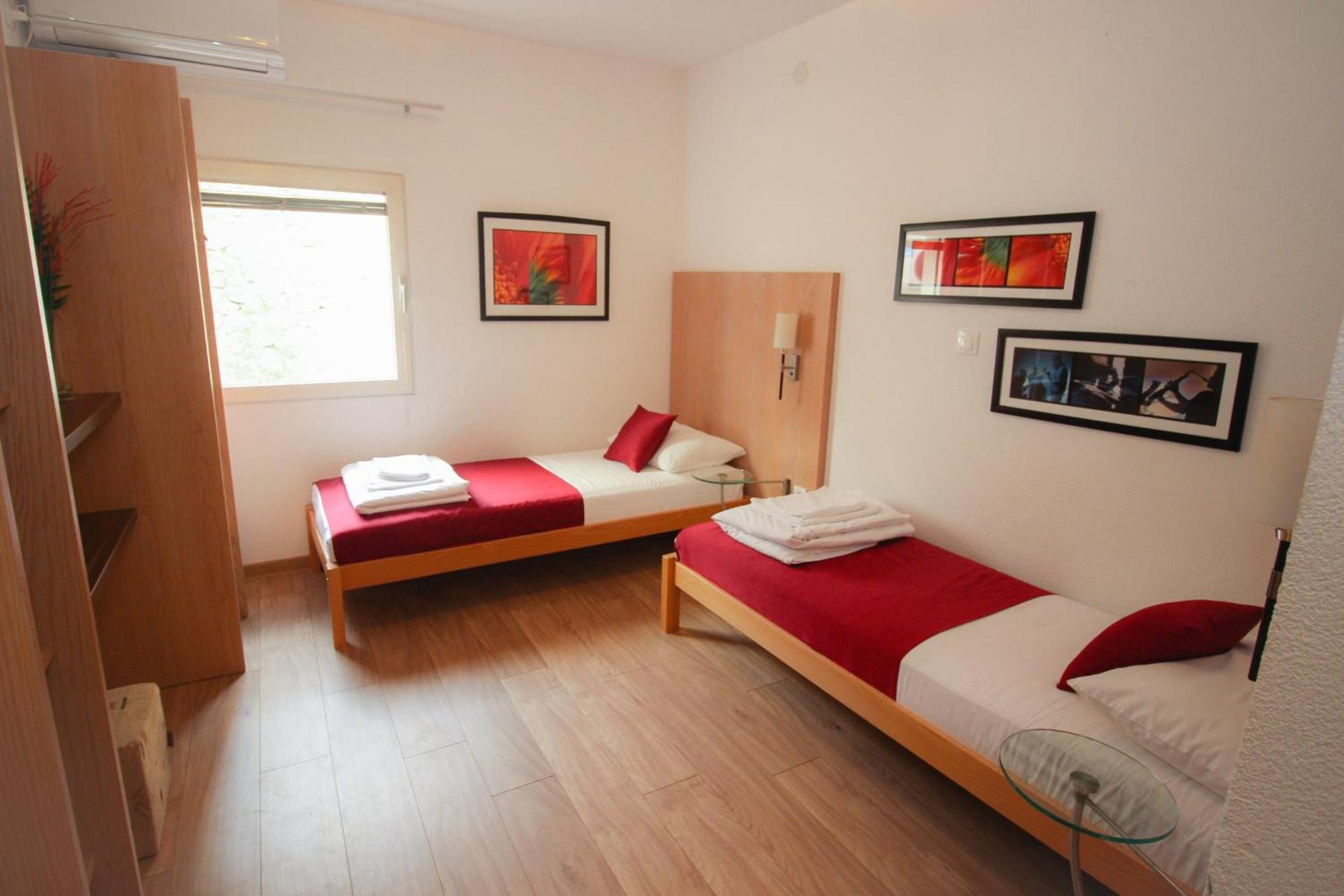 Villa Deny Mostar - With Free Parking المظهر الخارجي الصورة