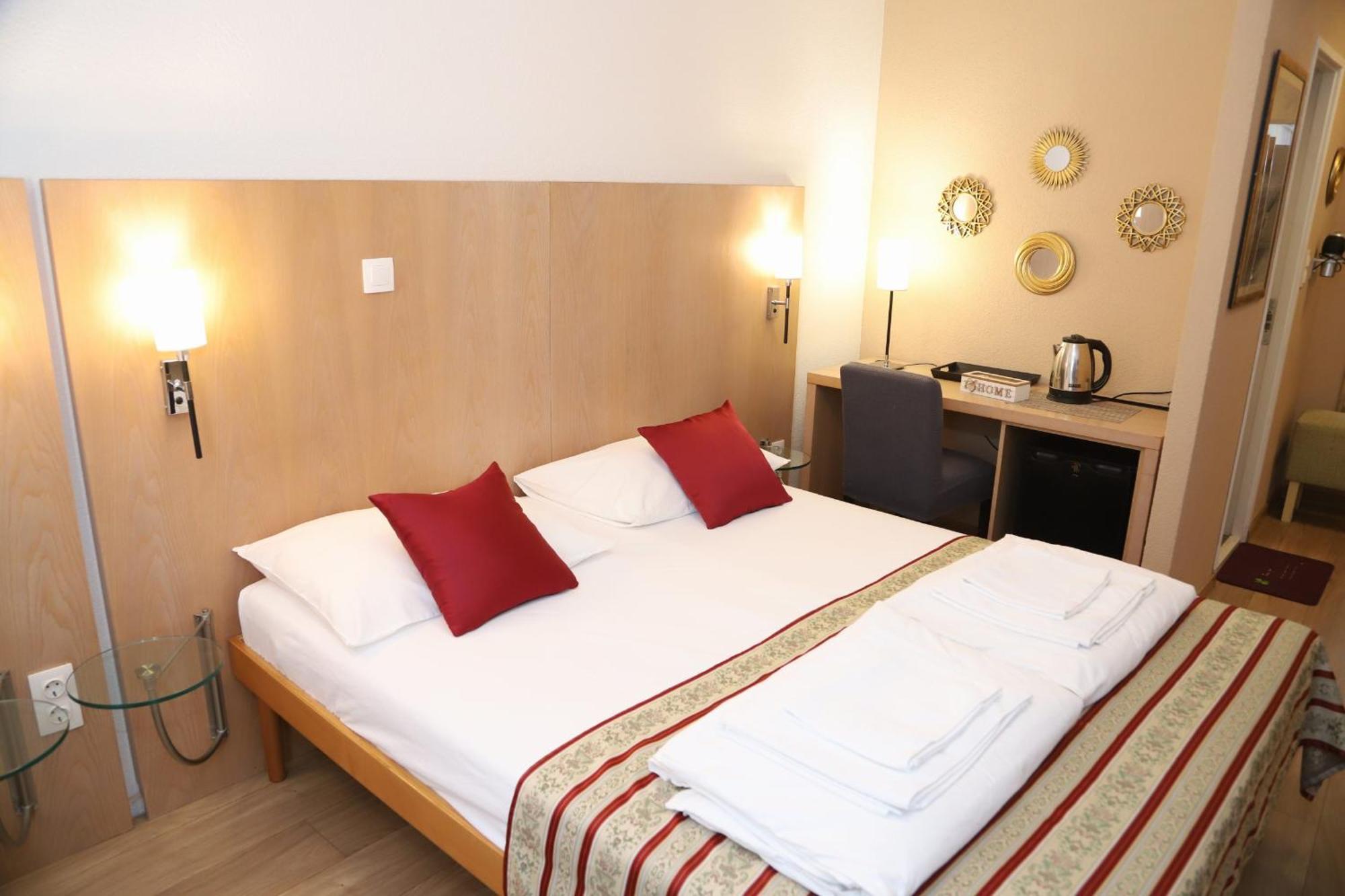 Villa Deny Mostar - With Free Parking الغرفة الصورة